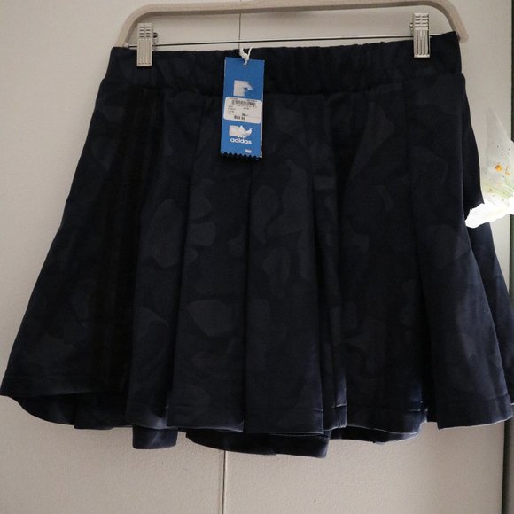 adidas skirt - Picture 1 of 7